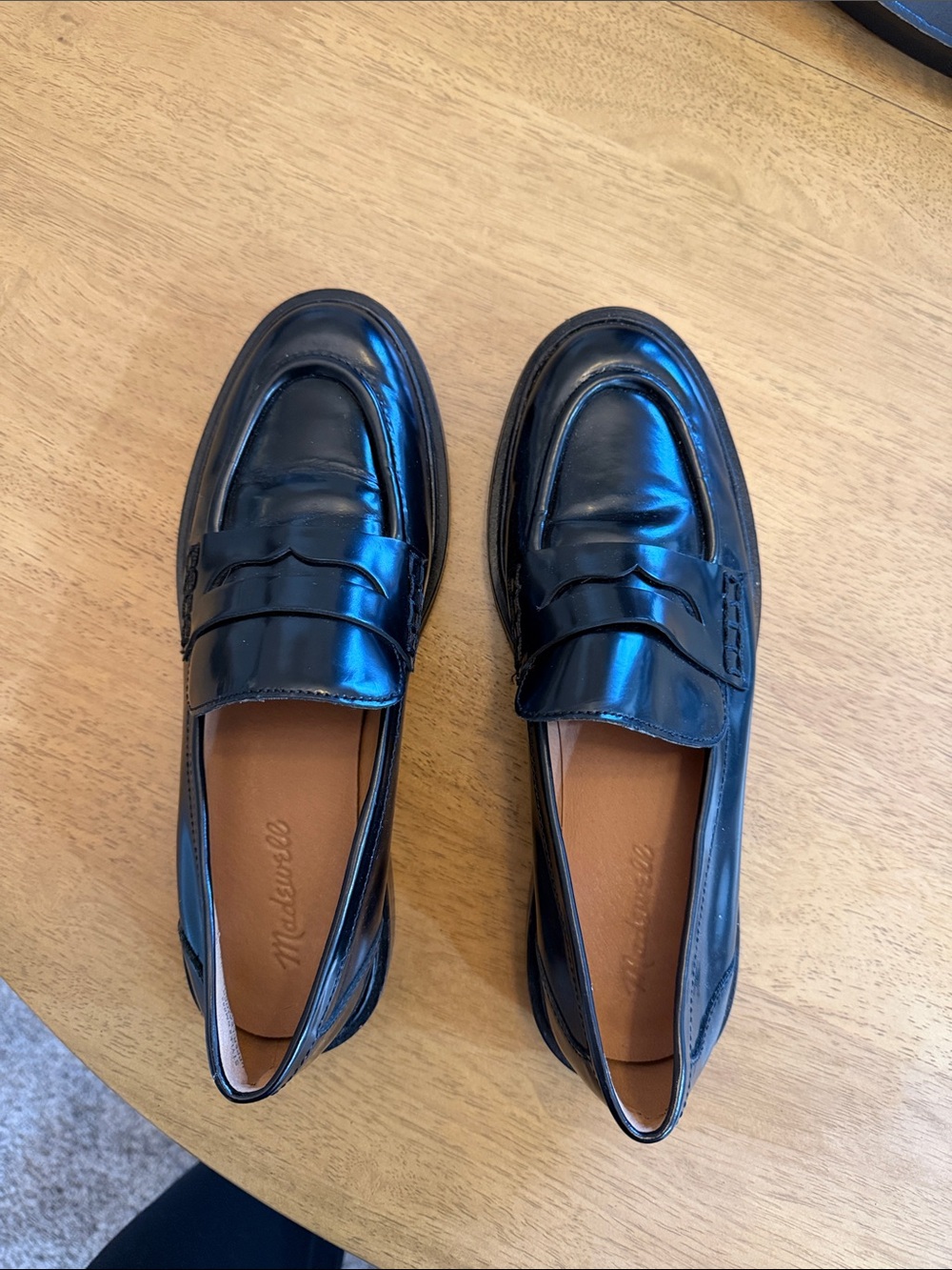 Madewell Women’s Black Leather Penny Loafers